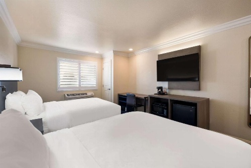 Comfort Inn Gilroy image 16