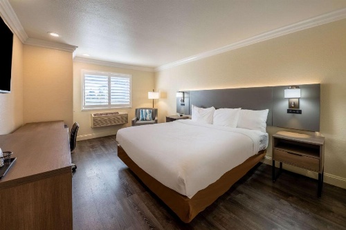 Comfort Inn Gilroy image 22
